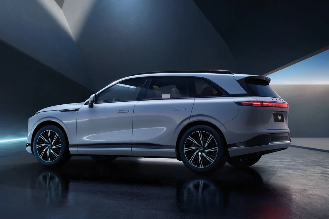 컴팩트 시오펜 전기차 SUV 5도어 5석 XPeng G9 전기차