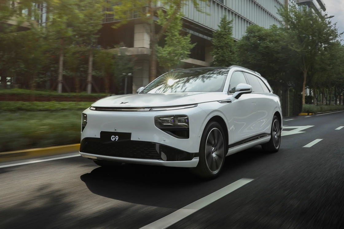 Xpeng G9 SUV 순전력 중형~대형 5도어 5자리 엑스펜 전기차의 독특한 디자인