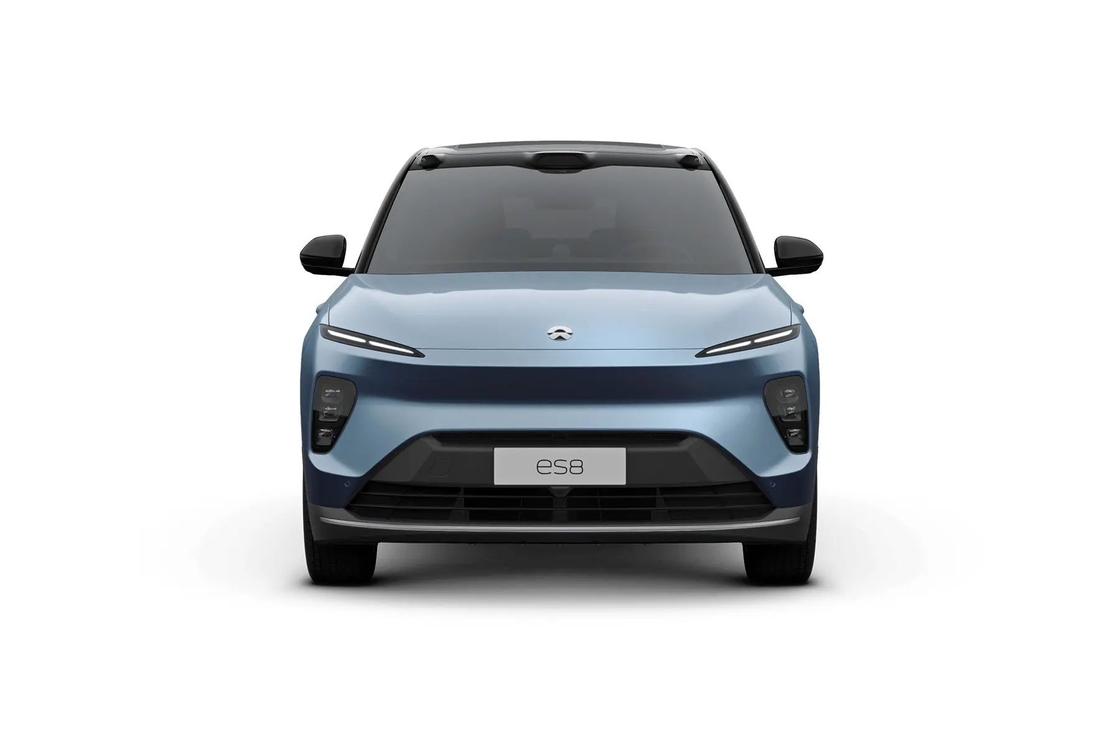 듀얼 모터 NIO ES8 전기 SUV 대담한 전면 격자 및 독특한 LED 헤드라이트