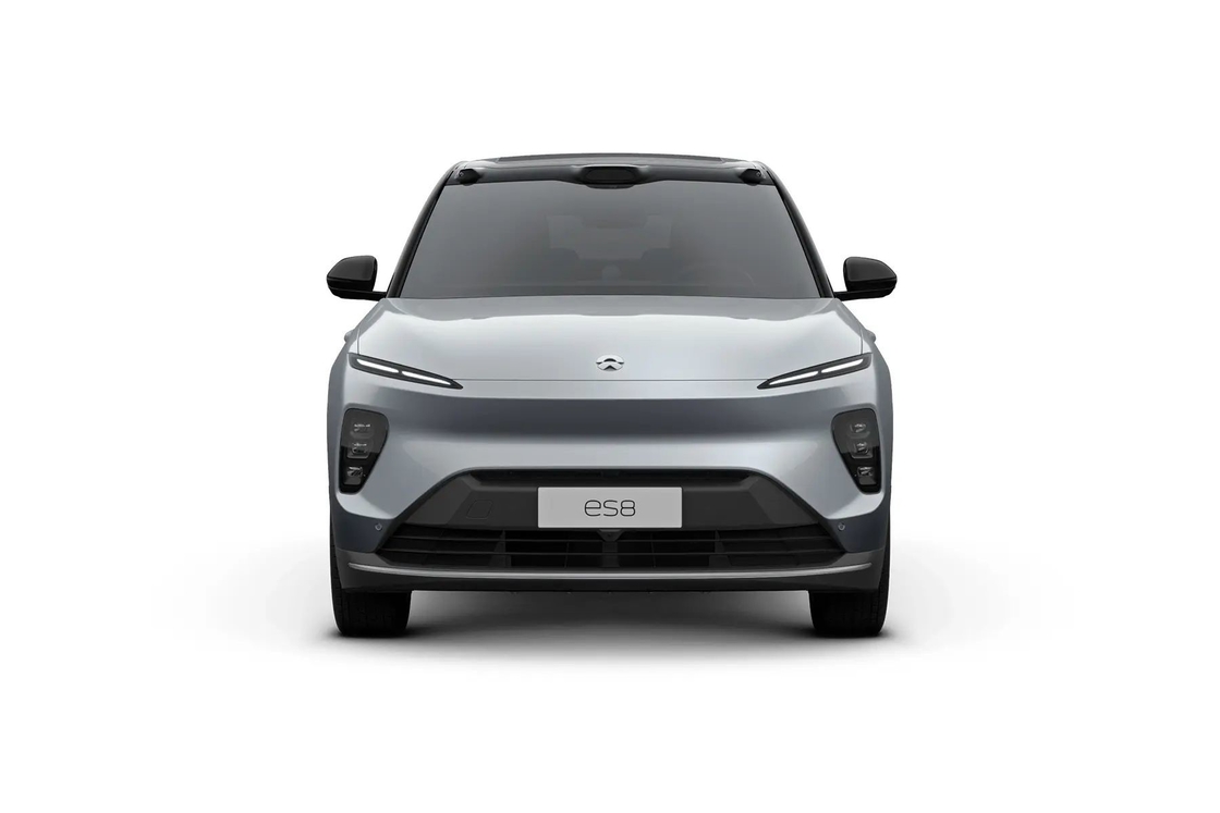 듀얼 모터 NIO ES8 전기 SUV 대담한 전면 격자 및 독특한 LED 헤드라이트