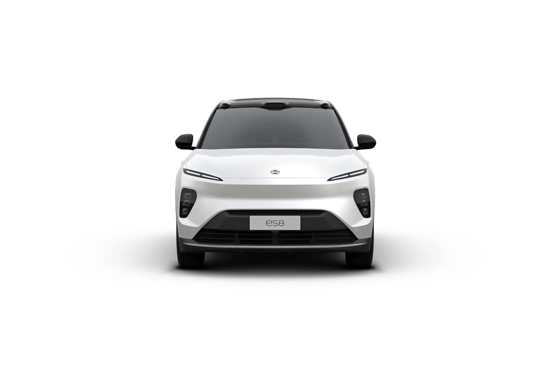 듀얼 모터 NIO ES8 전기 SUV 대담한 전면 격자 및 독특한 LED 헤드라이트