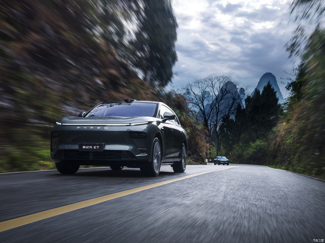 EXEED ET Chery 전기차 245KW 650Nm 토크 고급스럽고 지속 가능한 운전을 위해