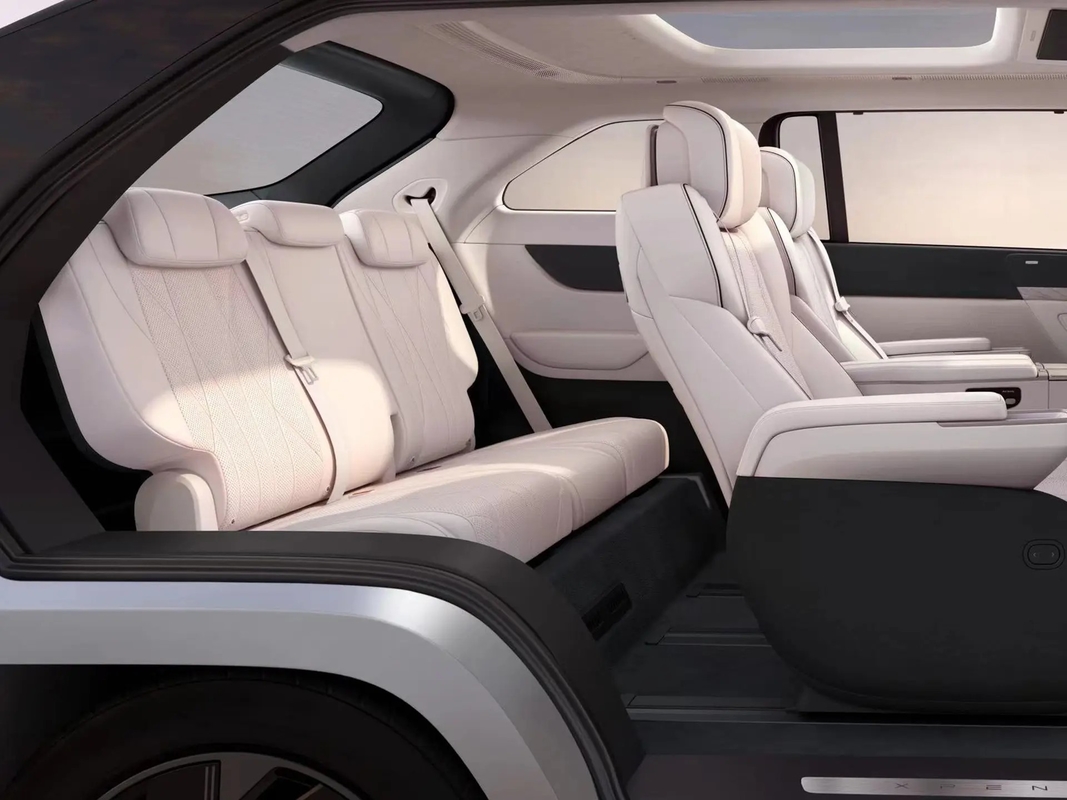 고품질 자동 610km Mpv 스마트 컨트롤 중국 전기 차 Xpeng X9