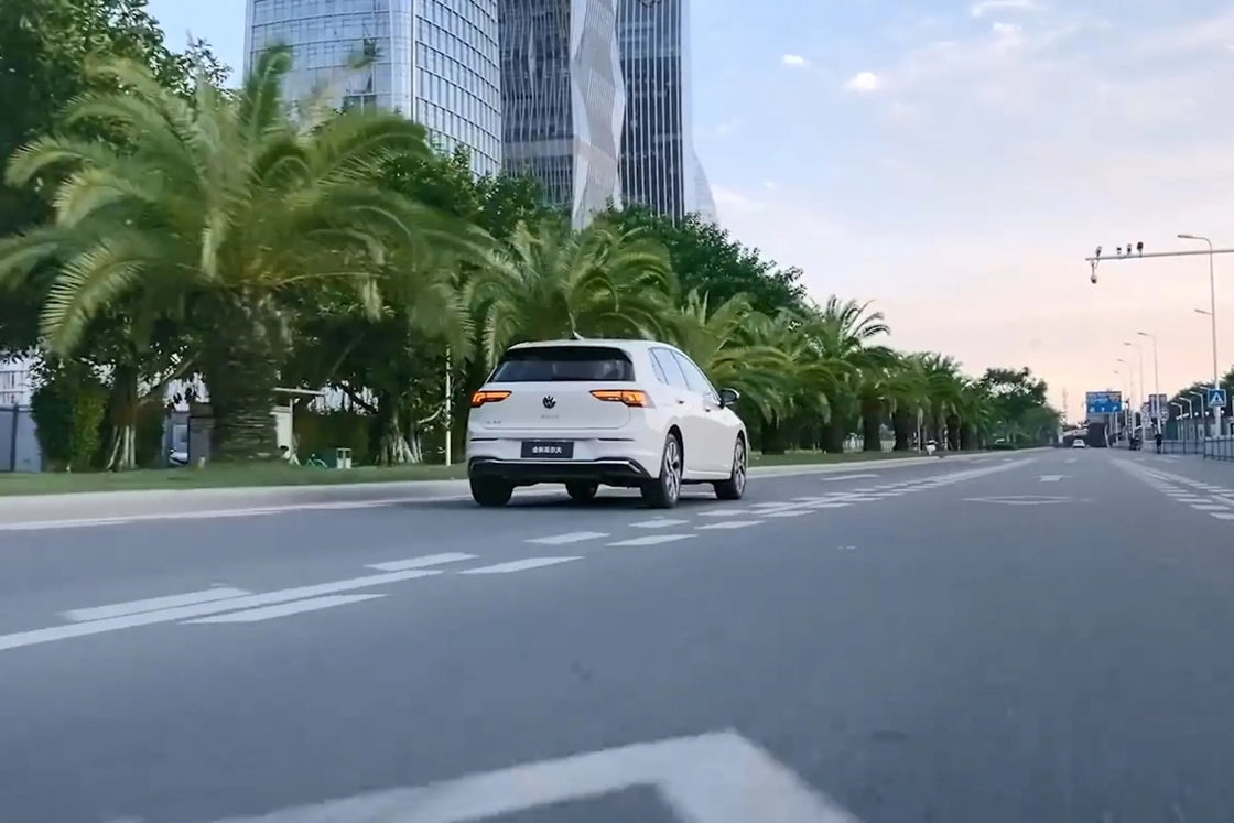 뜨거운 판매 2023 가솔린 연료 하이브리드 자동차 성인 차량 VW 골프 가솔린 자동차 중고차 중국 자동차 자동차