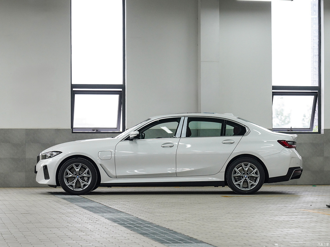 2024 BMWS I3 럭셔리 브랜드 BMW 모델 중국산 BMWS i3 신형 EV BMWS 세단 성인용 스포츠카