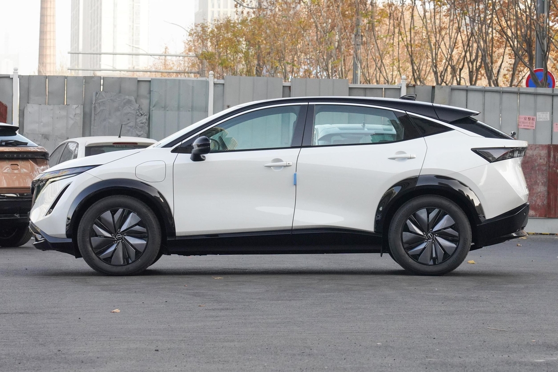 2023년 닛산 아리아 중고차 순전기차 5도어 5석 SUV 360 파노라마 이미지 0km 0 Km 신차