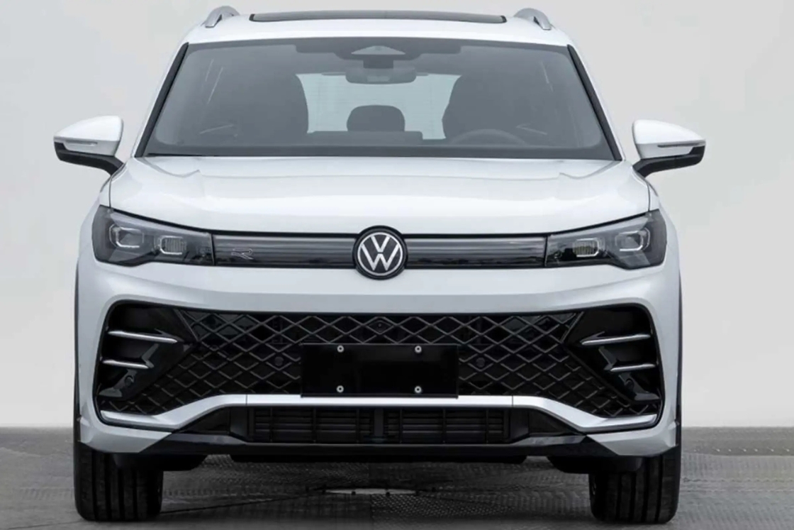폭스바겐 가솔린 차 티구안 L 2024 뛰어난 모델 300TSI 2WD 롱텐 에디션 큰 크기 및 강력한 분위기