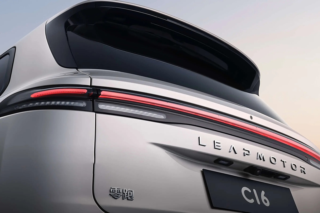 최고 가치 신 에너지 차량 2024 리프모터 C16 전기 SUV 중국 스마트 EV 고성능 출하 준비