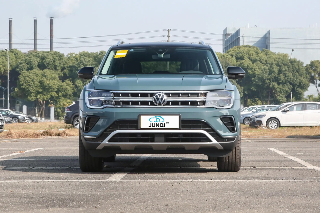 폭스바겐 투론 2.5T-A/MT-530 4WD 플래그십 버전 7석 대형 공간 SUV